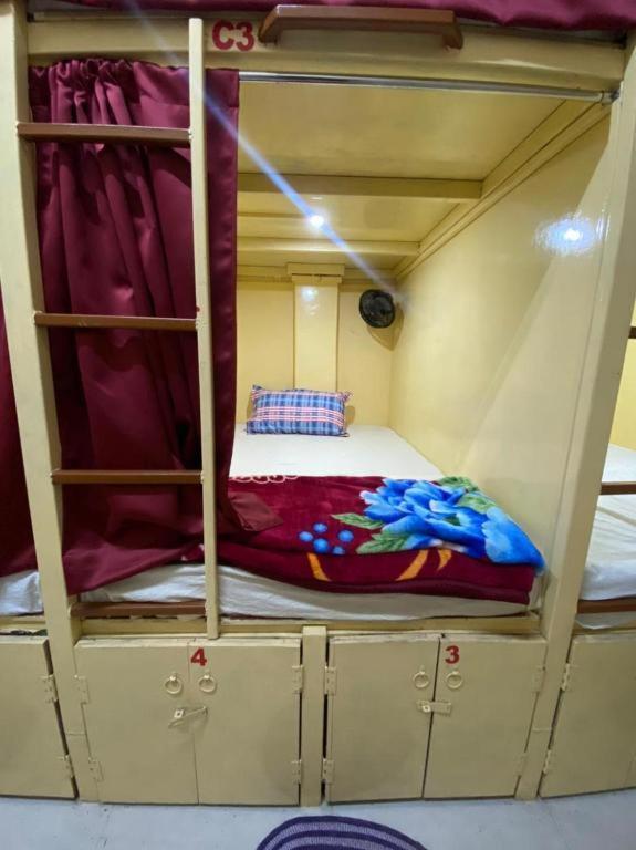 Namo Guest House Only For Indians Варанасі Екстер'єр фото