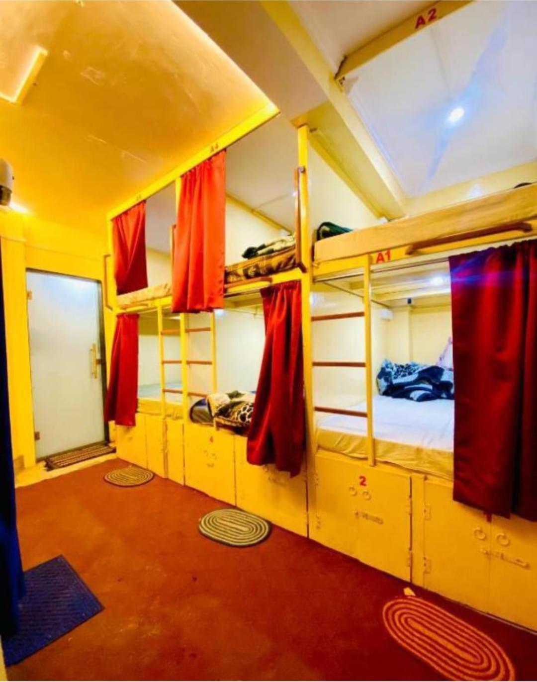 Namo Guest House Only For Indians Варанасі Екстер'єр фото