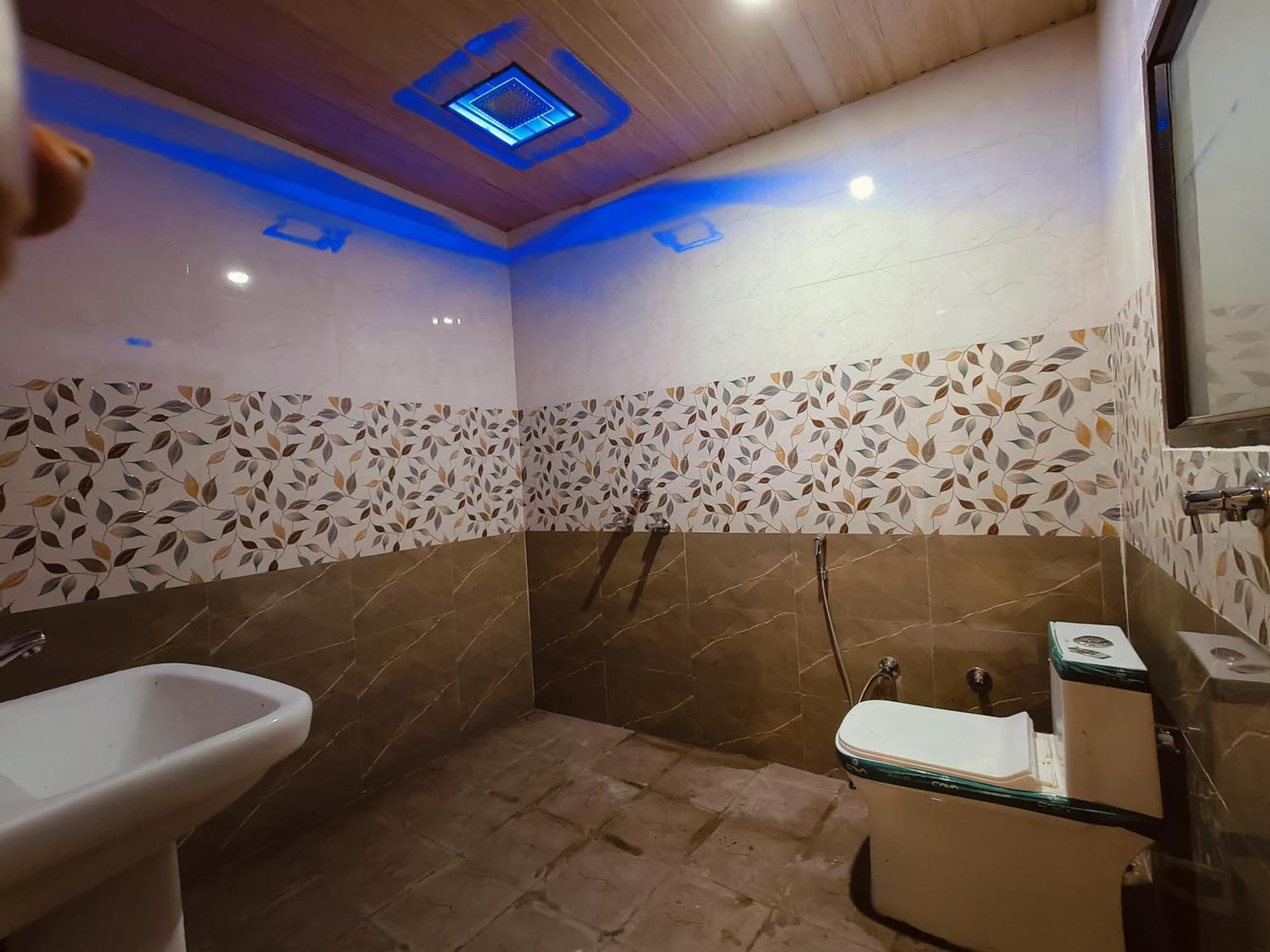 Namo Guest House Only For Indians Варанасі Екстер'єр фото
