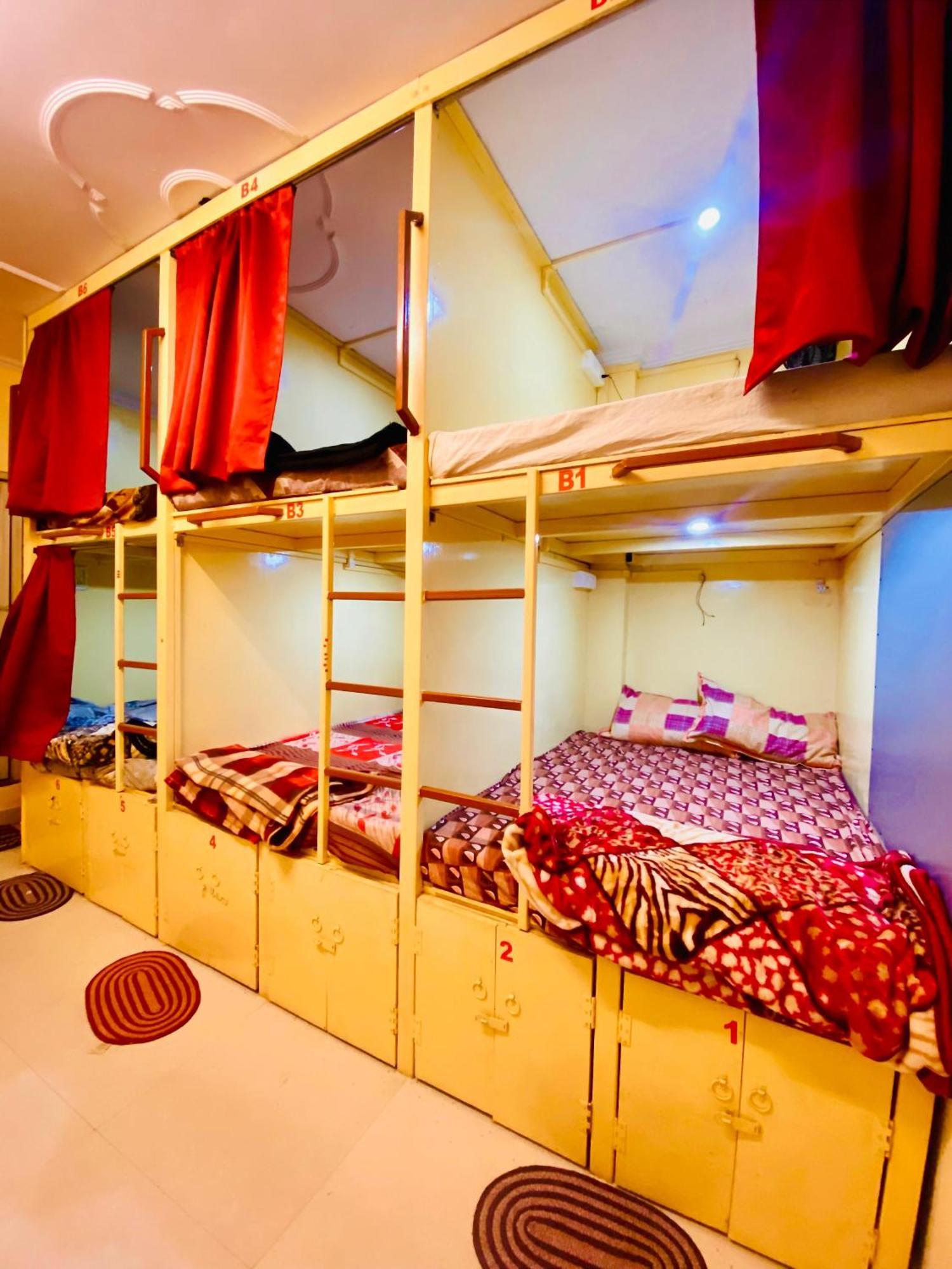 Namo Guest House Only For Indians Варанасі Екстер'єр фото